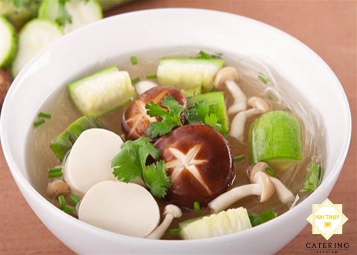 chế biến món "canh bún tàu" ngon miệng